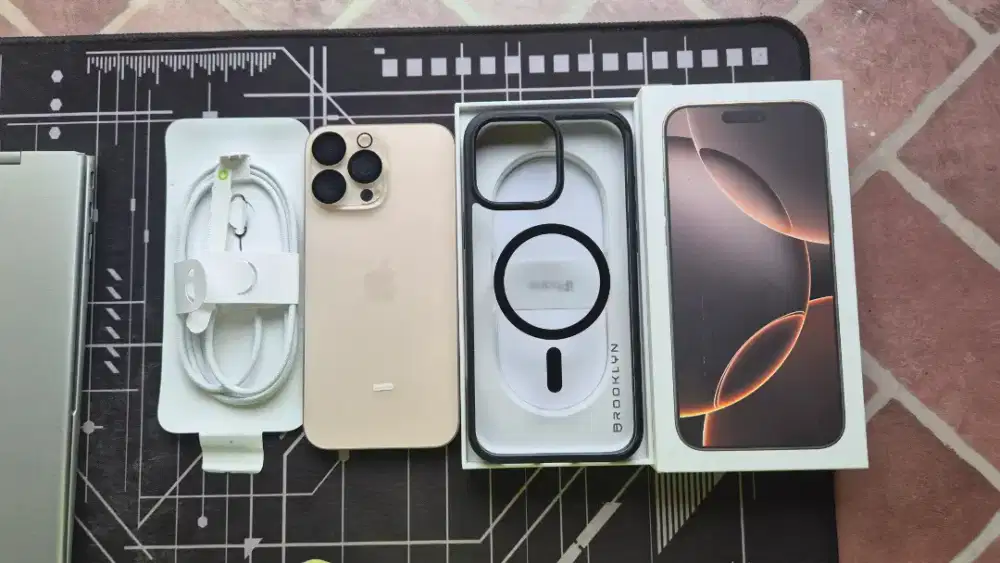 iPhone 16 Pro Max 256GB - Desert Titanium (Resmi iBox)