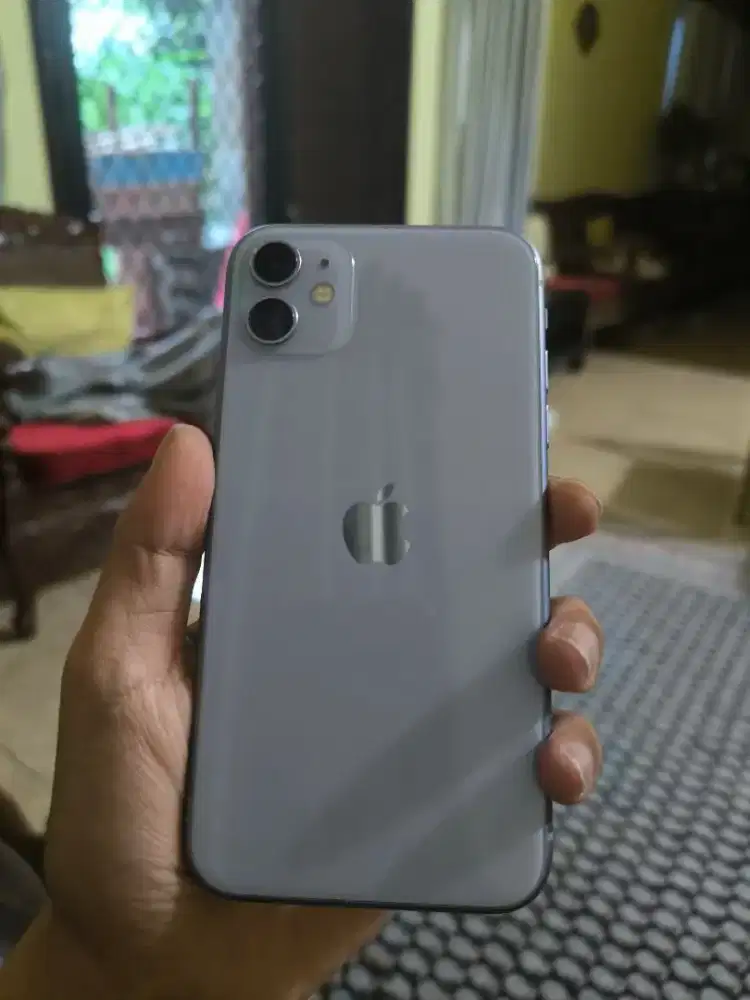 IPHONE 11 64 GB WIFI ONLY MULUS NO MINUS