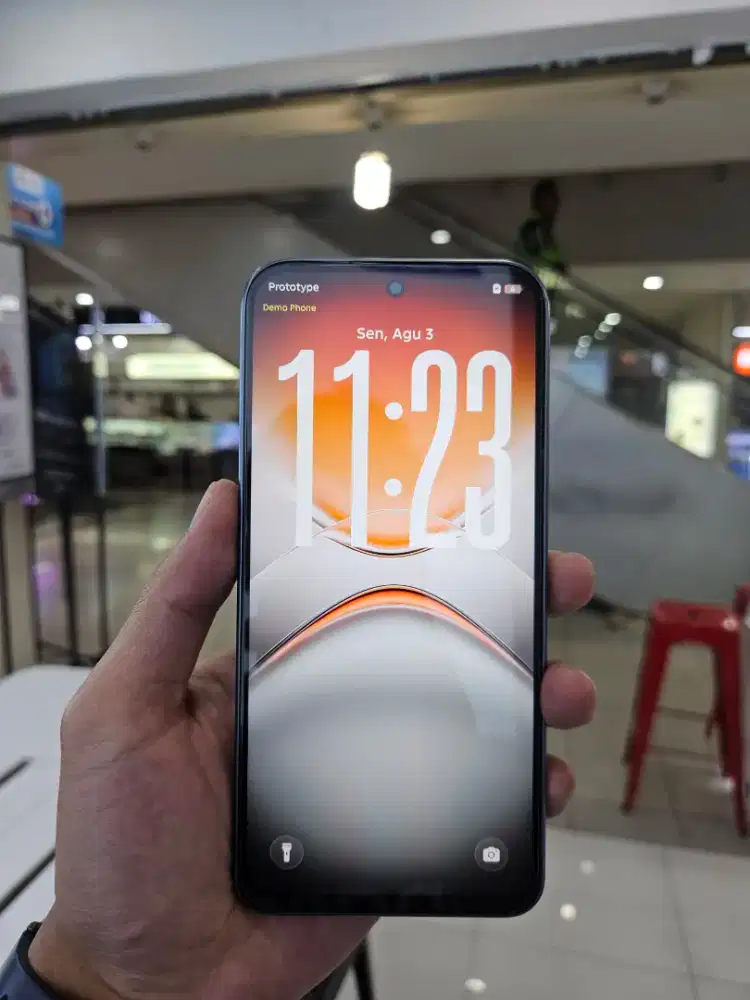 TECNO POVA 8 5G 8/256GB GARANSI RESMI 1 TAHUN