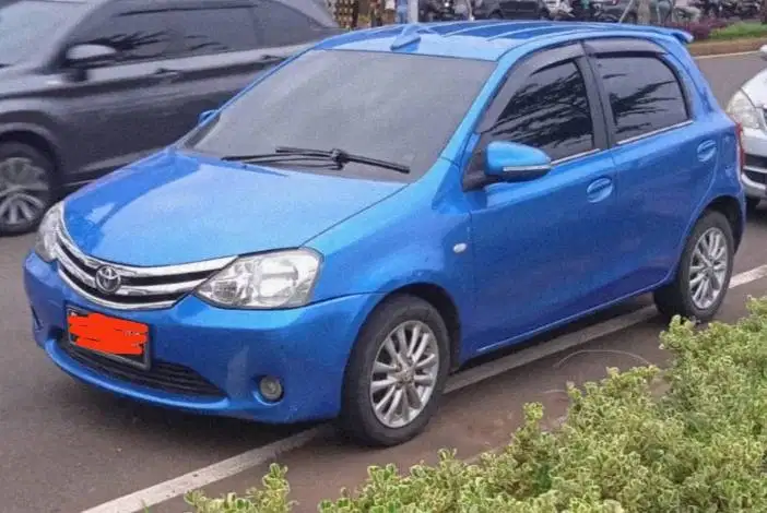 TOYOTA ETIOS TYPE E 2015
