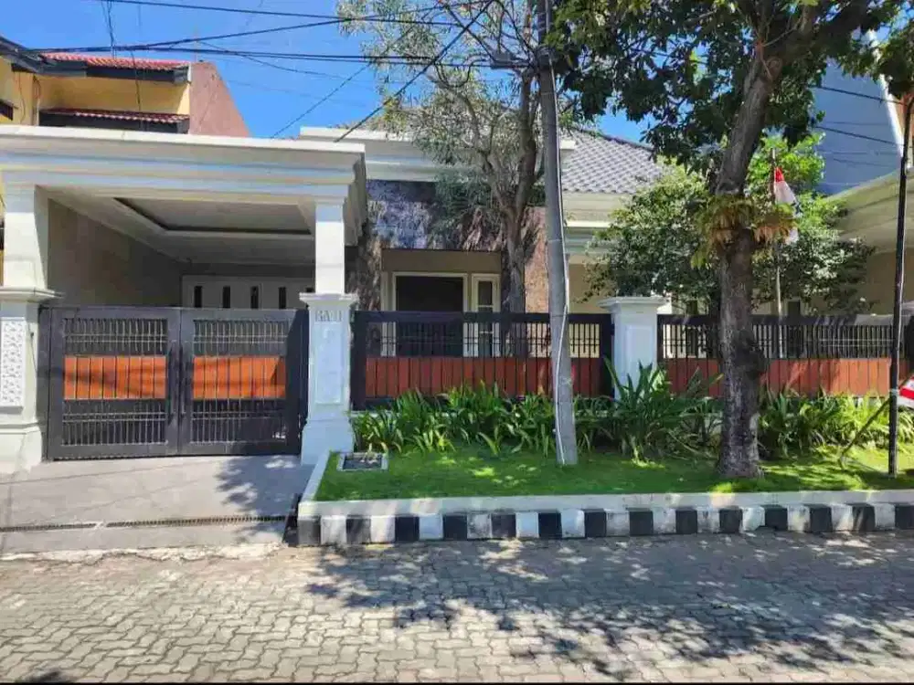Dijual cepat rumah lux di ketintang permai surabaya