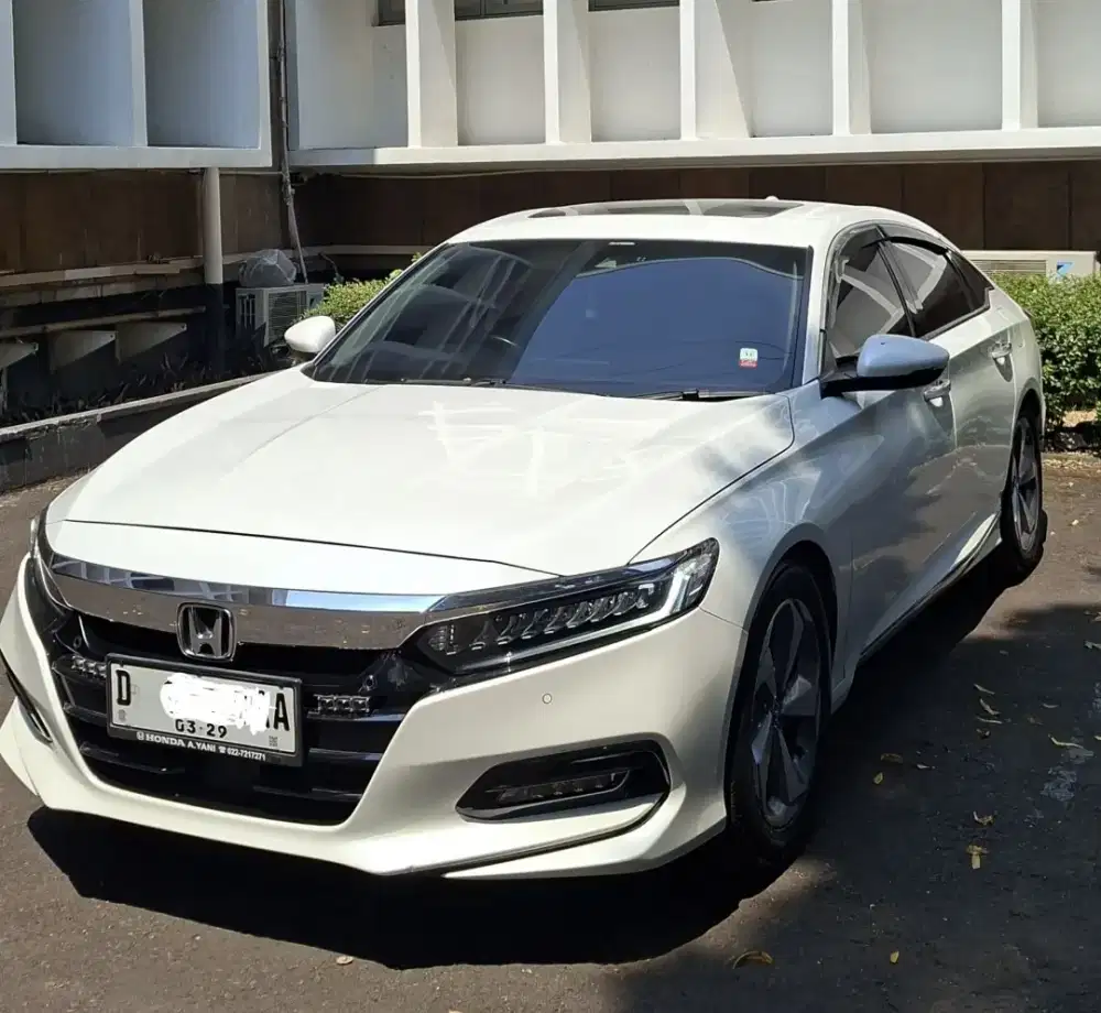 Honda Accord 1.5 Turbo Putih Bandung Tahun NIK 2023 STNK 2024