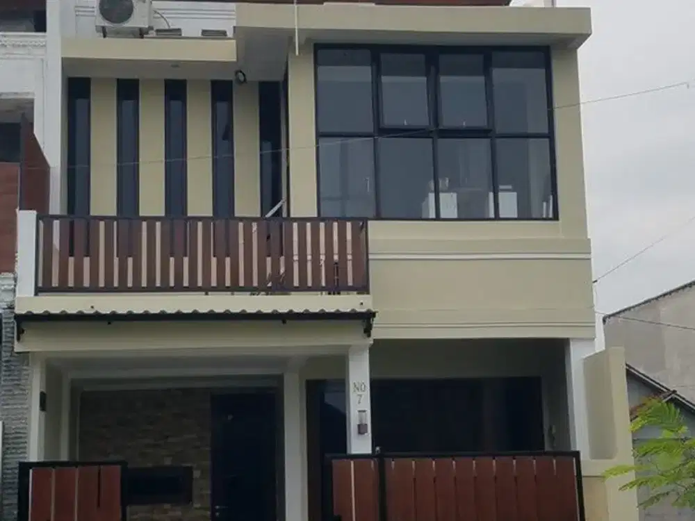 Dijual Rumah Tinggal 2 Lantai Lokasi Strategis di Wedomartani - Ngemplak Sleman