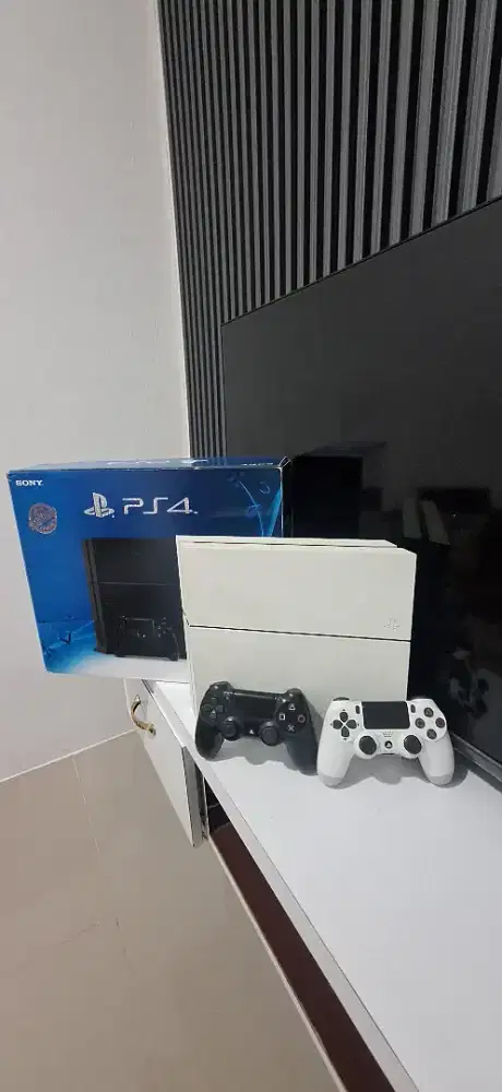 Playstation 4 Fat series 12 1 TB