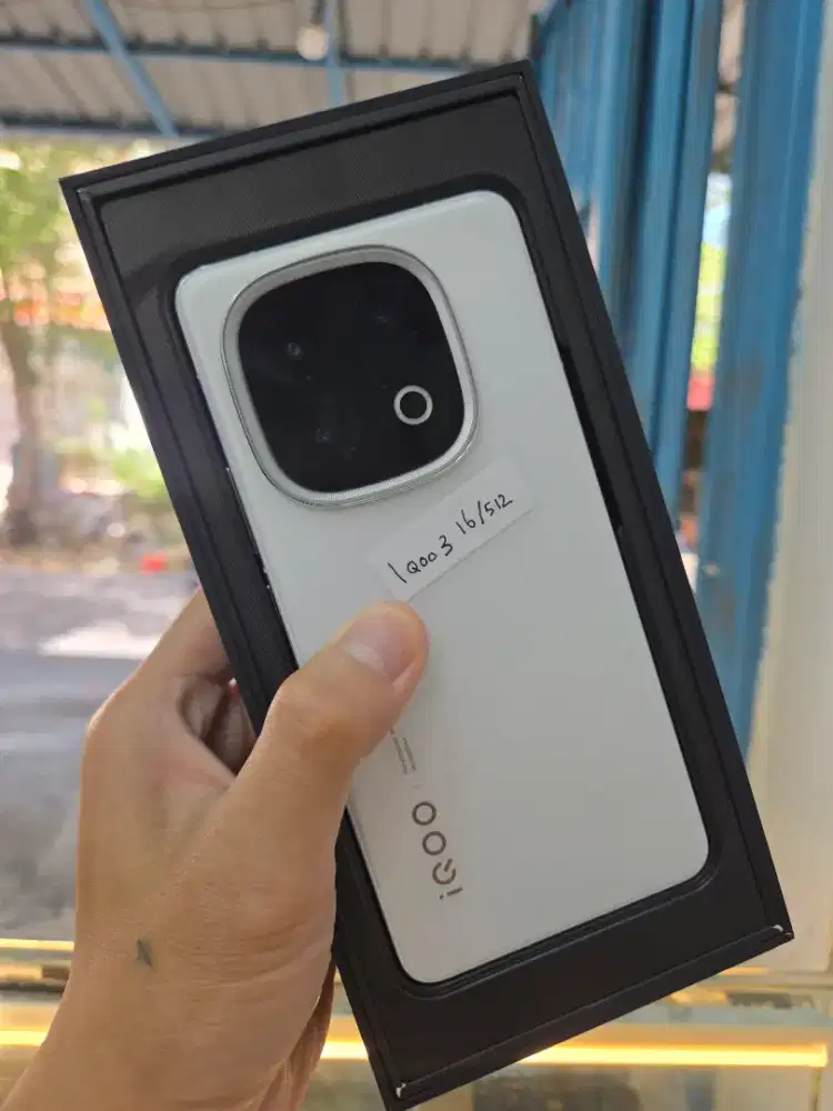 IQOO 13 16/512 GB