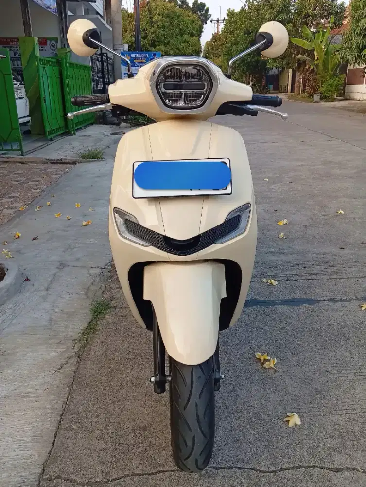 Honda Stylo 160 CBS