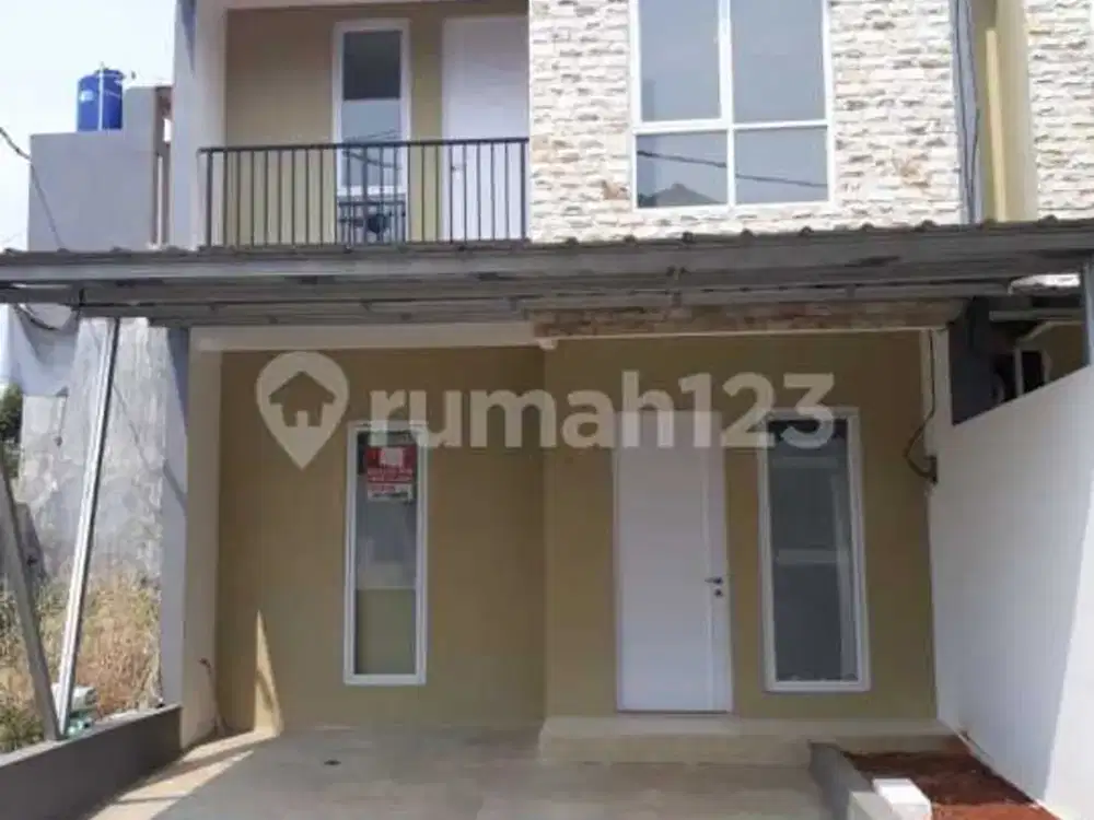 Dijual Rumah 2 Lantai Lokasi Strategis di Graha Jeumpa