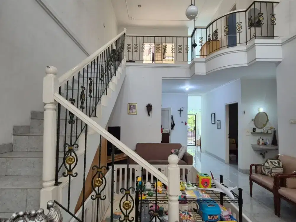 Dijual Rumah Permata Buana Semi Furnish Nego Sampai Deal