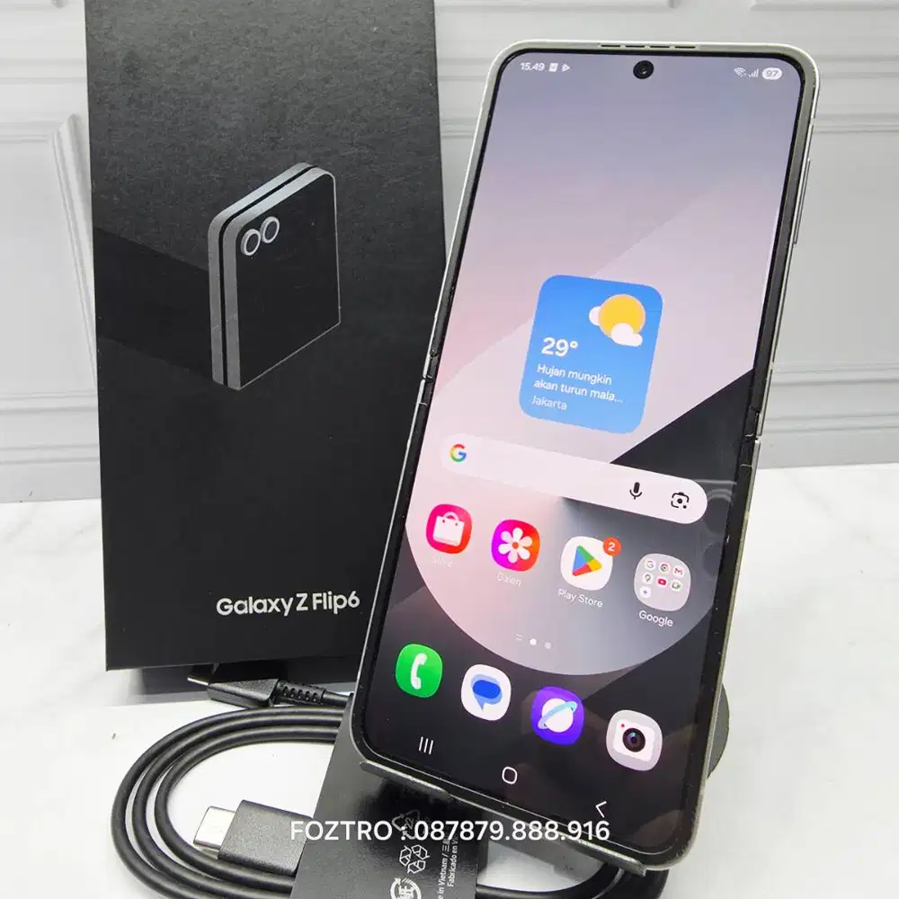Samsung Galaxy Z Flip 6 12/256GB Silver LIKE NEW Mulus SEIN No Minus