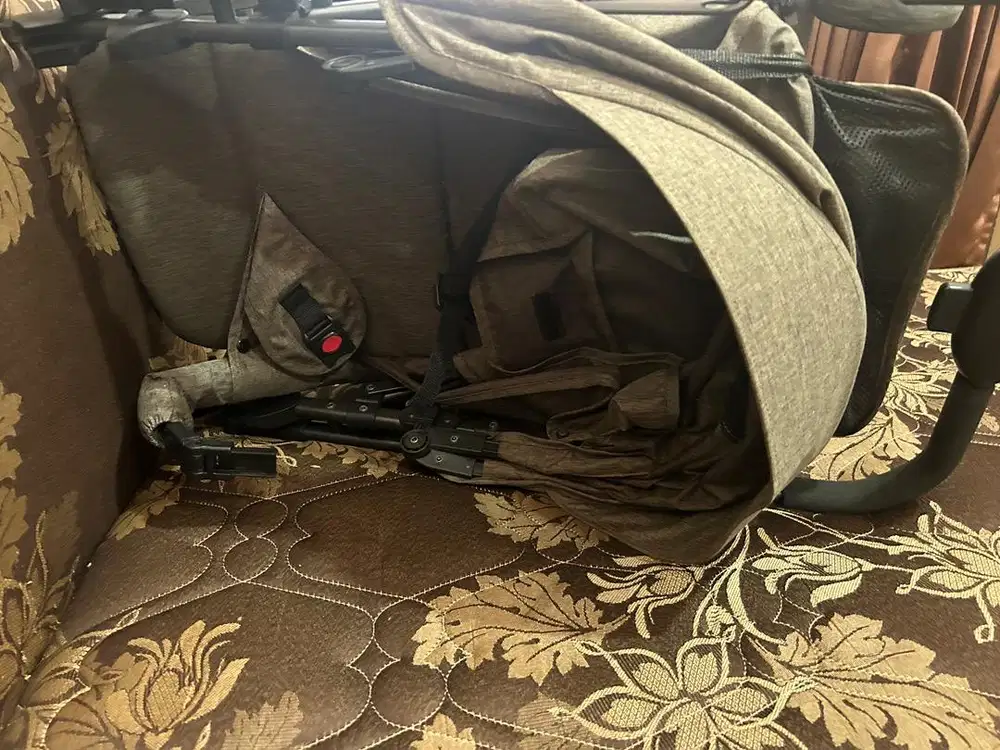 Dijual Stroller lipat Baby Pliko Sprint RX 379