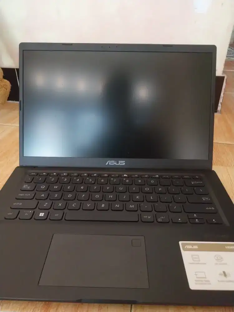 Dijual laptop asus vivobook