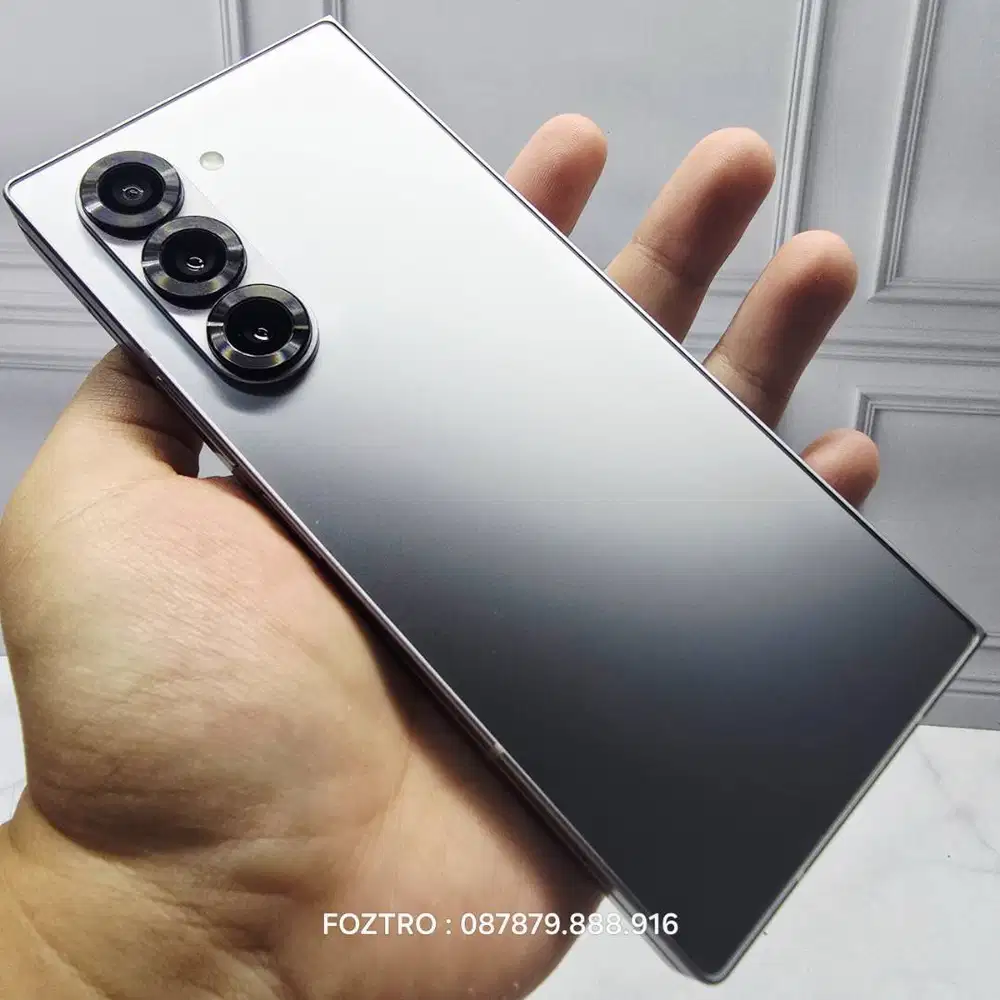 Samsung Galaxy Z Fold 6 12/256GB Silver Mulus LIKE NEW SEIN Fullset