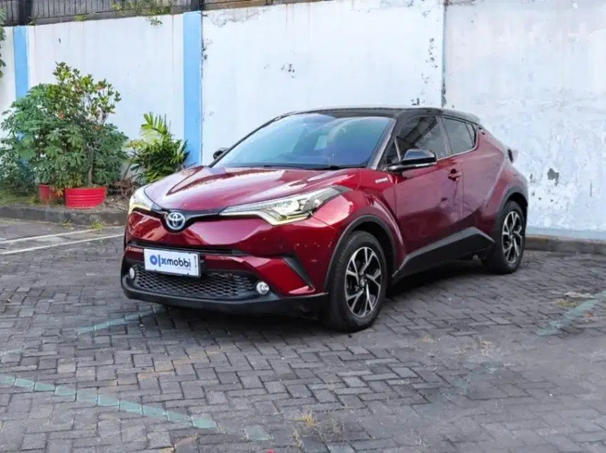Like New Toyota CHR 1.8 Hybrid-AT 2019 Merah LVZ