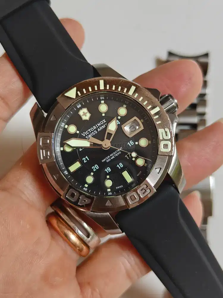 Victorinox dive master 500 original bekas bagus normal semua siap pake