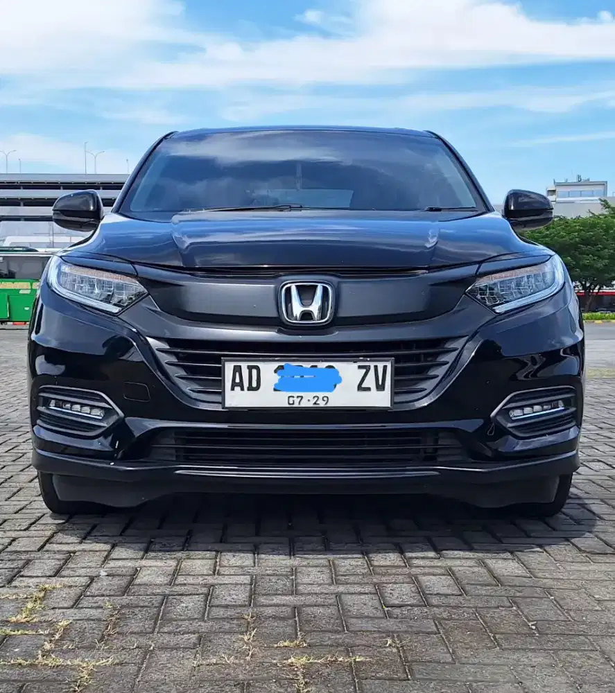 HRV SE HITAM MATIK PEMAKAIAN 2020 ASLI AD SOLO SURAKARTA