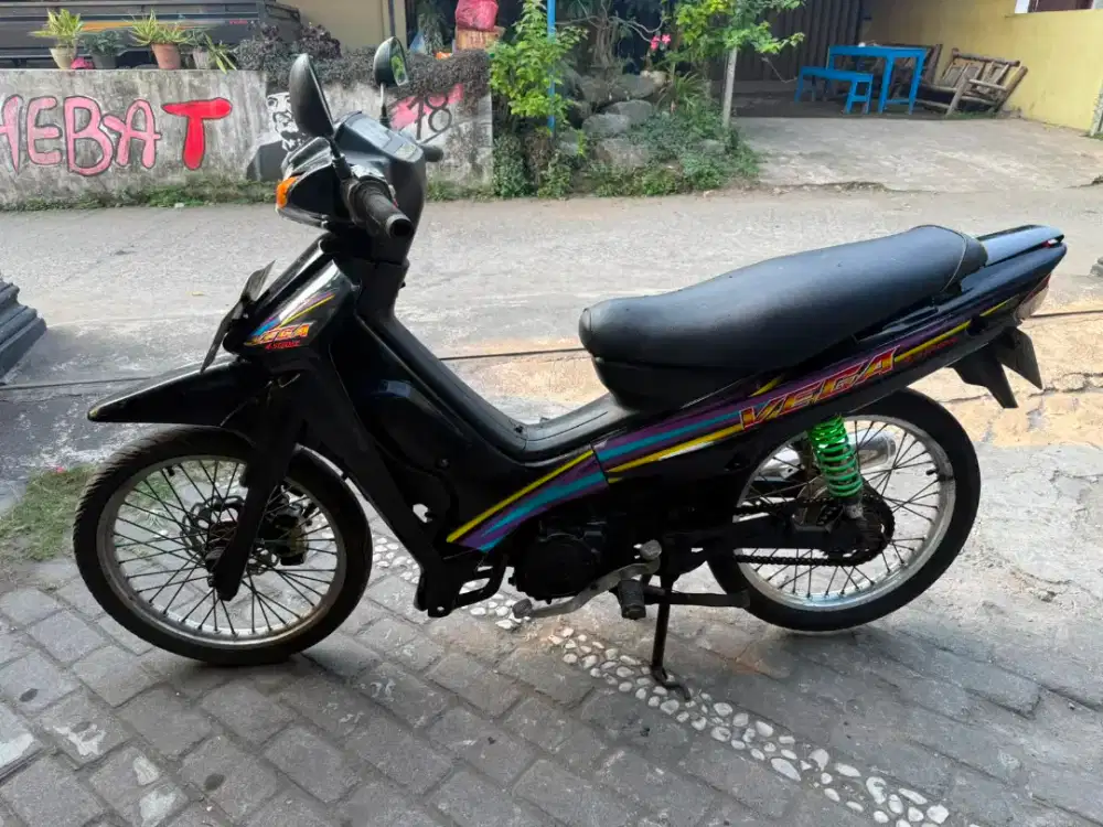 Vega R THN 2004 plat AB Wonosari