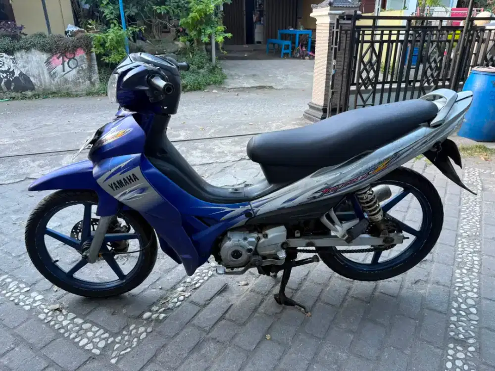Jupiter Z THN 2007 plat AB Bantul