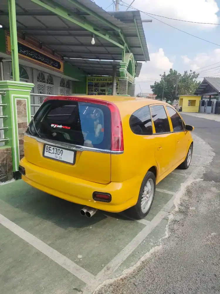 Honda Stream Matic 2002 Mulus Kinclong Warna Langka Siap Luar Kota