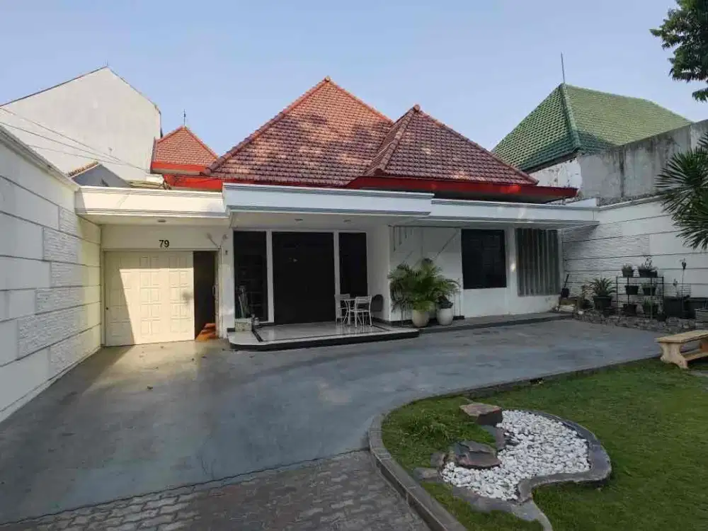 DIJUAL RUMAH PUSAT KOTA SURABAYA RAYA DARMO