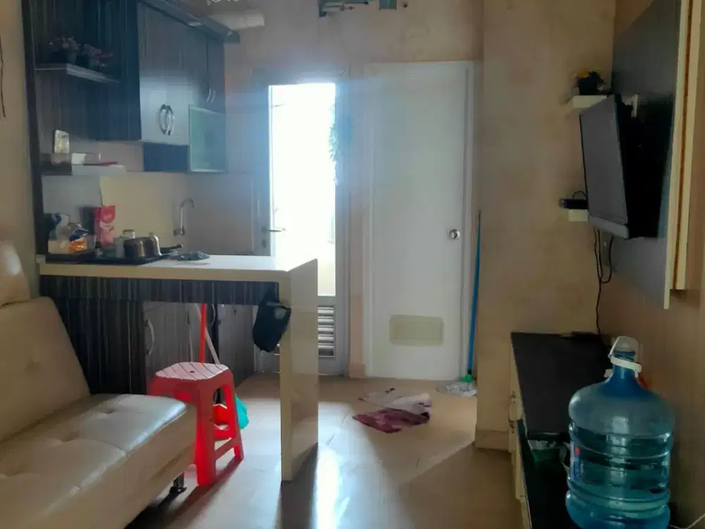 Disewa Apartemen grand emerald lt 27 full furnished type 2kamar