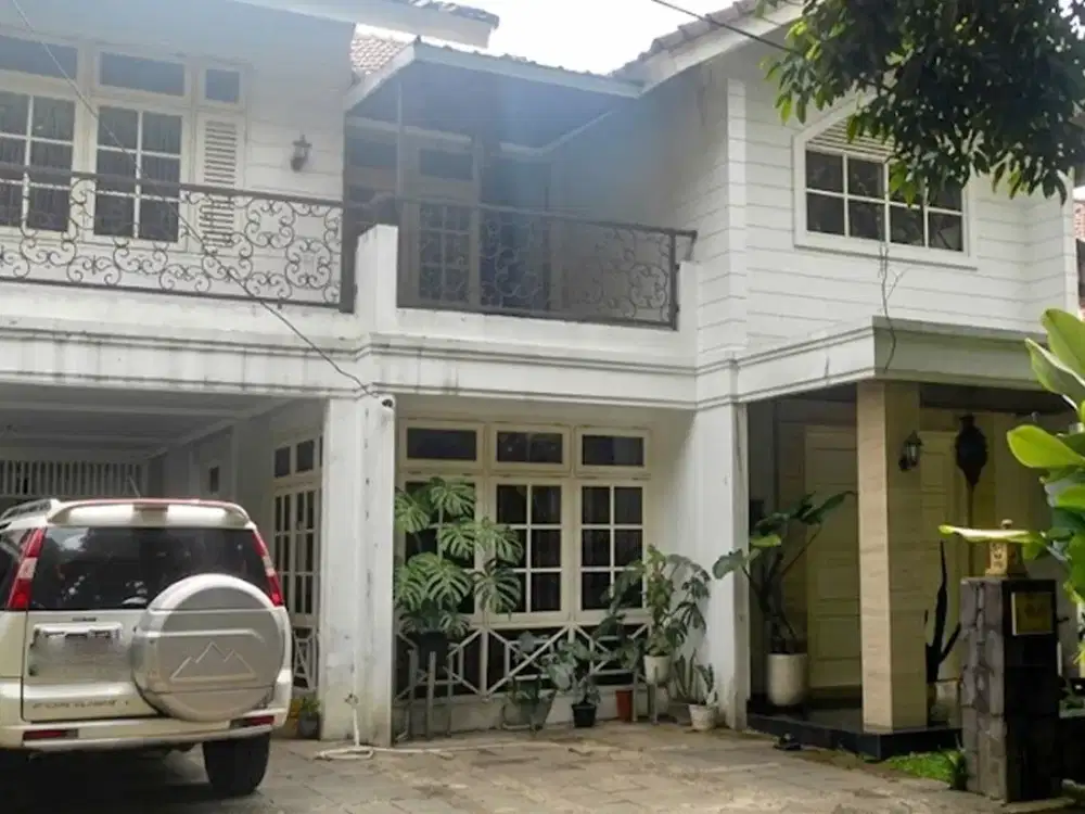 Rumah 2 Lantai, Perumahan Bumi Karang Indah, Cilandak, Jakarta Selatan