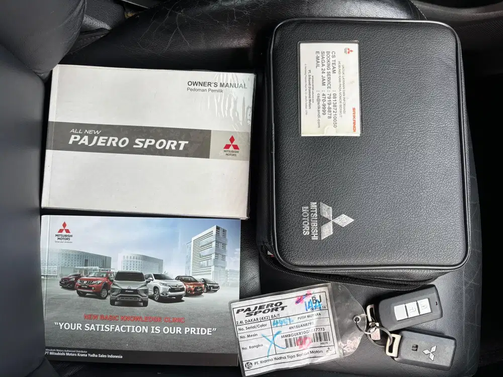 Mitsubishi Pajero 2.4 Dakar 2016 Automatic ( Putih Metalik )