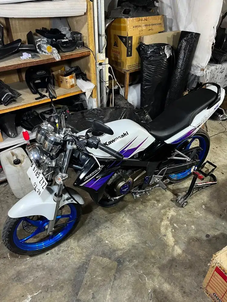 Ninja R Albino 2011 Convert SS