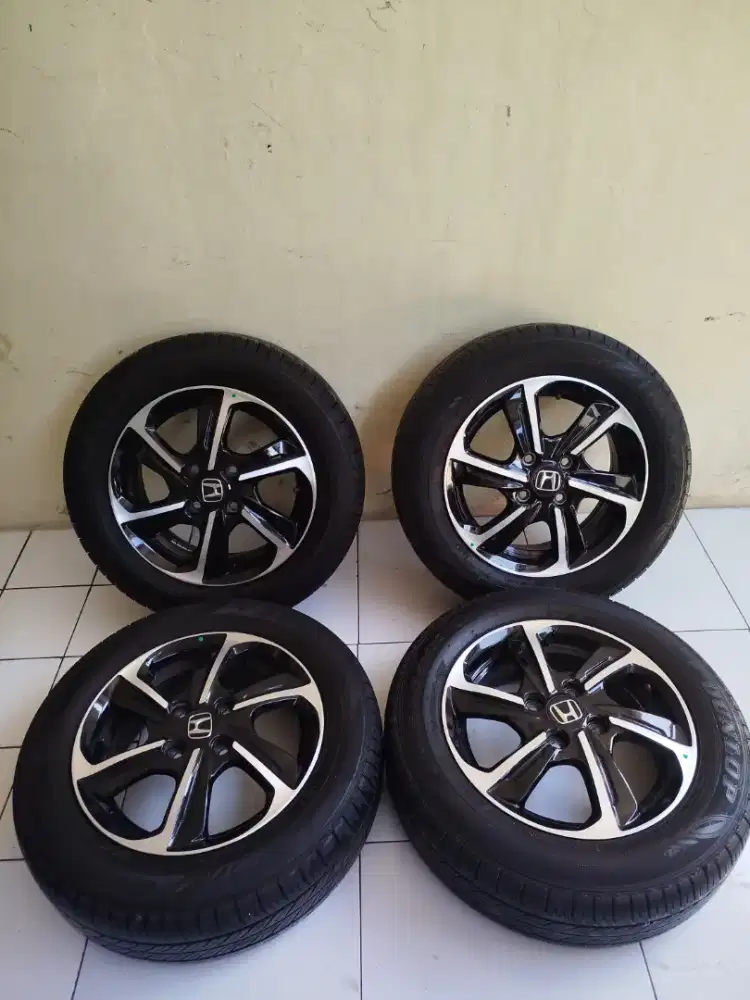 Velg Honda Brio Facelift 2023 Black Polish + Ban Dunlop 175/65 R14