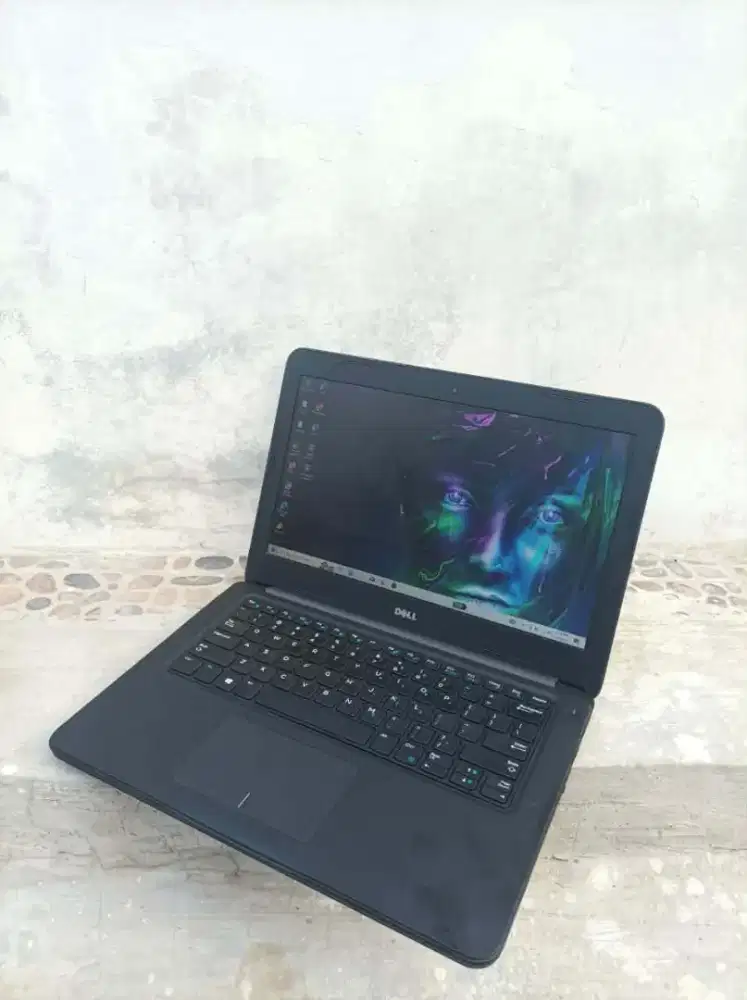 DELL LATITUDE 3380 CORE i3 GEN 6 RAM 4GB HDD 1TB