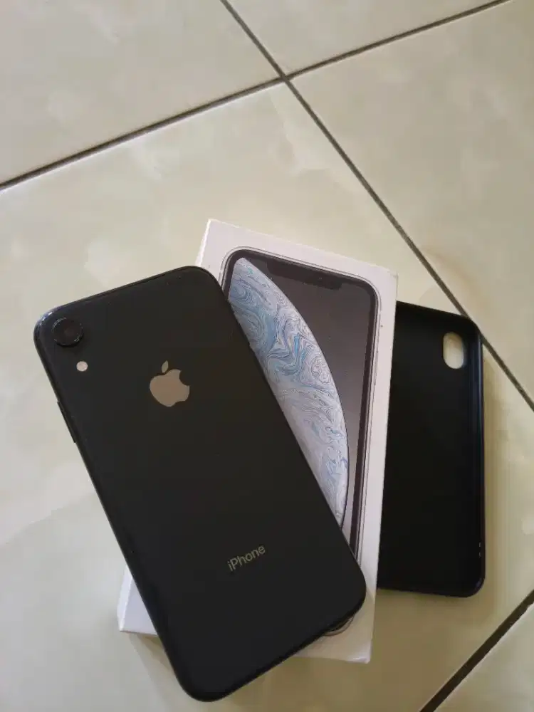iPhone xr 64 bea cukai