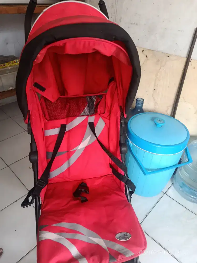 Stroller merk L'abeille