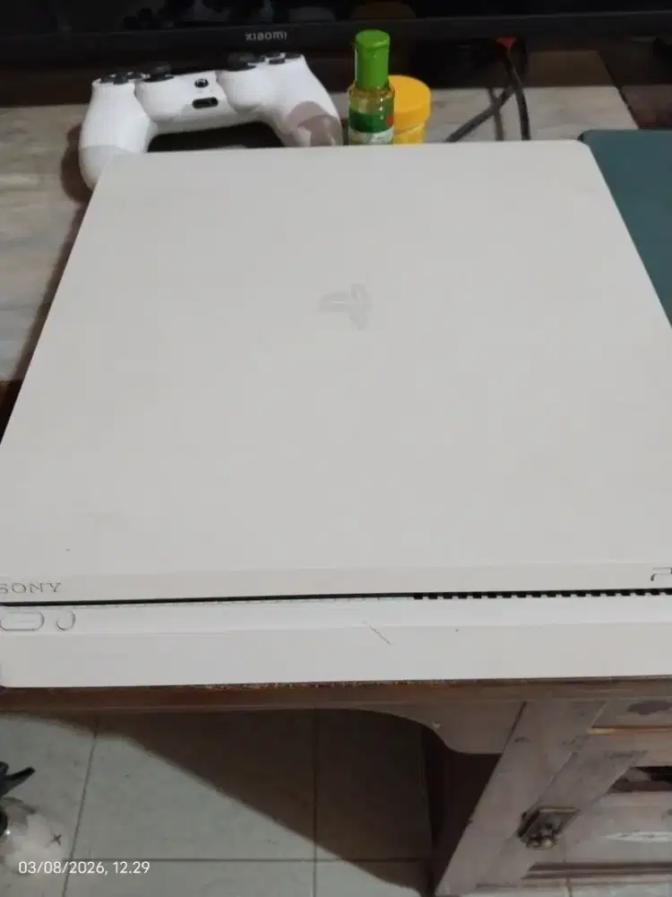 Jual ps 4 ori slim 1 tb