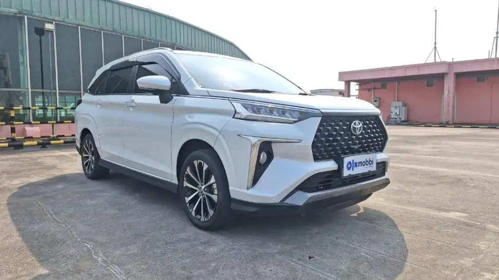 Pajak Panjang - Toyota Avanza 1.5 Veloz Q TSS Bensin-AT 2022