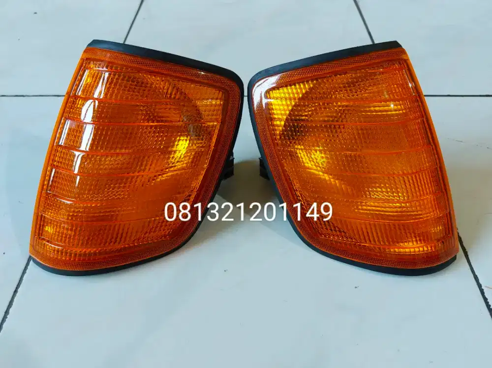 Lampu Sein Depan Orange Mercy W124 NOS Ori Bosch 300E 230E E220 E320