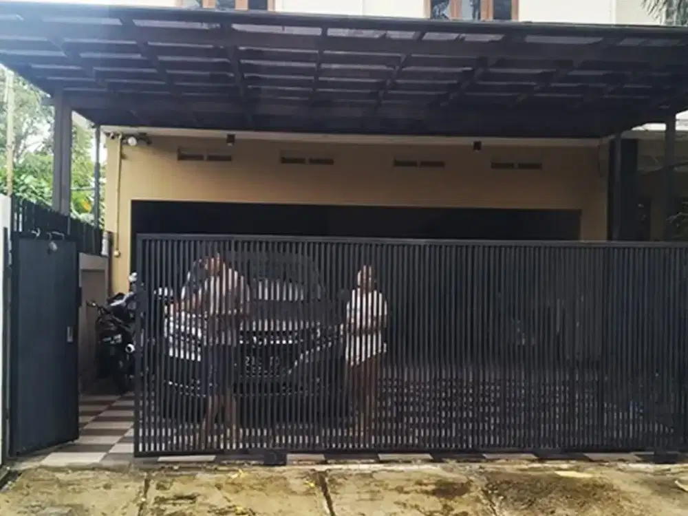 Rumah 2 Lantai Jl. Pelita, Cilandak, Jakarta Selatan