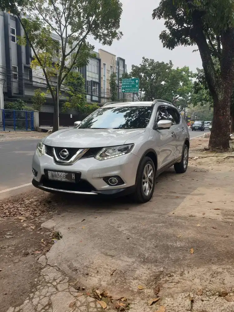 Nissan X-Trail 2015 Bensin