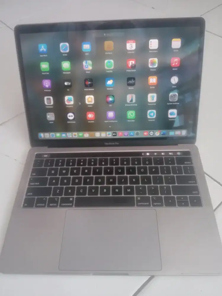 Macbook Pro Touch Bar 2019 Ram 8gb