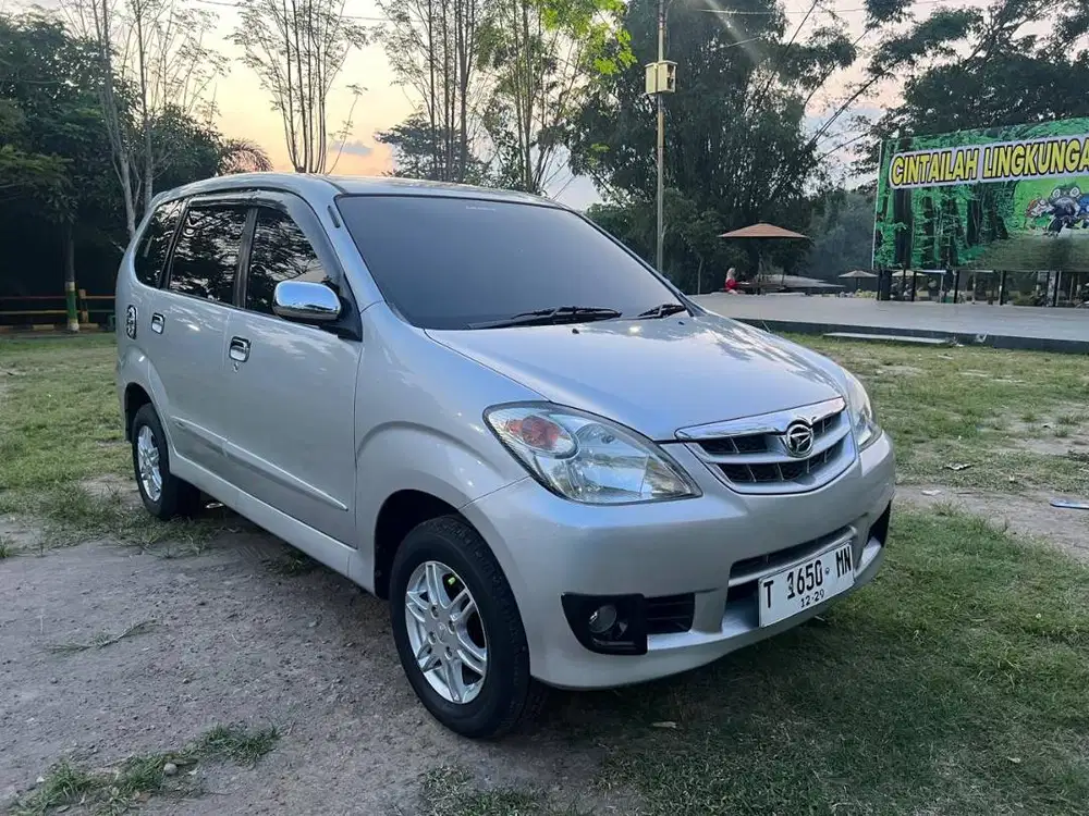 XENIA MT 2009 KM RENDAH