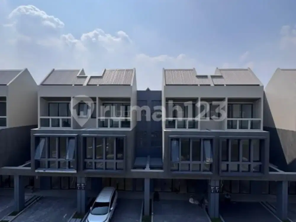 Dijual Ruko di Cluster Mewah Del Rey 3 Lantai 2 Muka