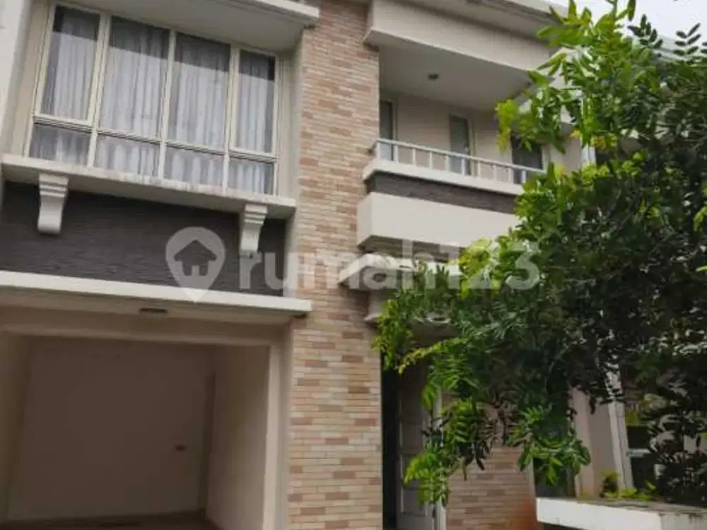 Dijual Rumah Full Furnished di Edison Summarecon Serpong