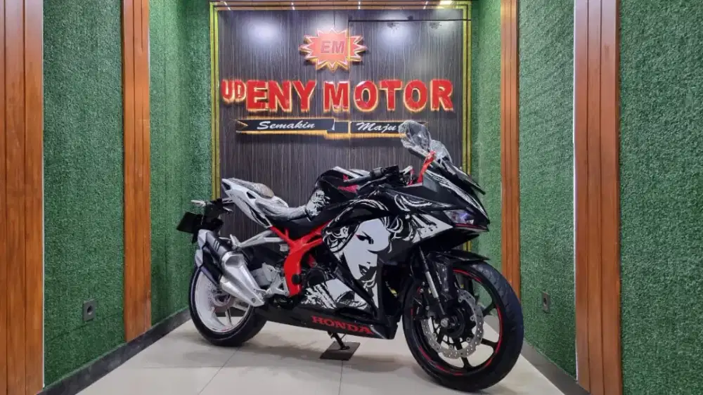 ENY MOTOR - CAKEP! HONDA CBR 250RR KABUKI ABS TH 2017