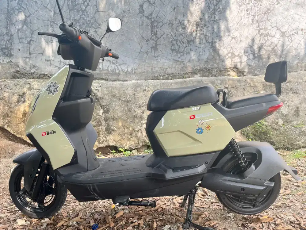 Sepeda listrik uwinfly D66A