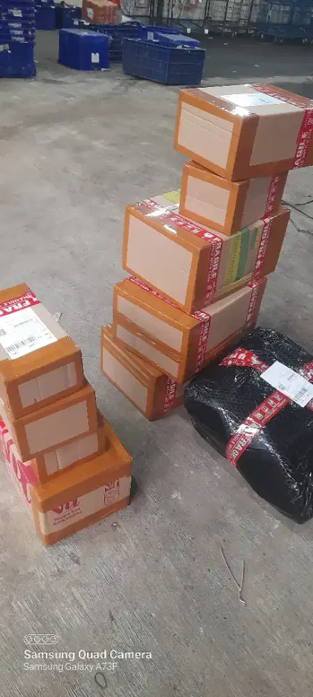 Antar jemput paketan ke drop semua expedisi
