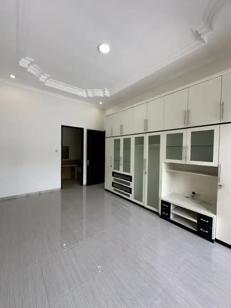 Murahhh langka rumah citraland utama siap huni