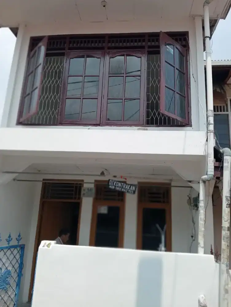 Rumah di Pengadegan jakarta selatan