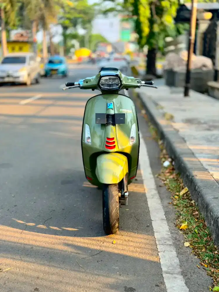 VESPA SPRINT S 150 ABS 2023 HIJAU - TERMURAH SEINDONESIA