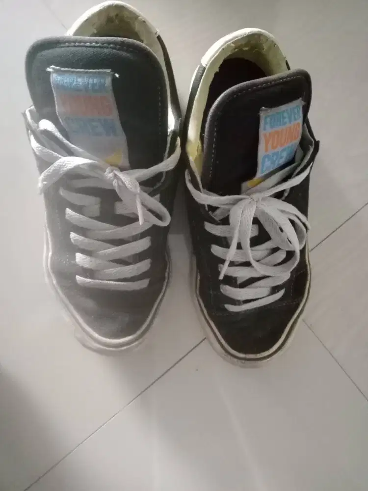 Jual sepatu kyc ori