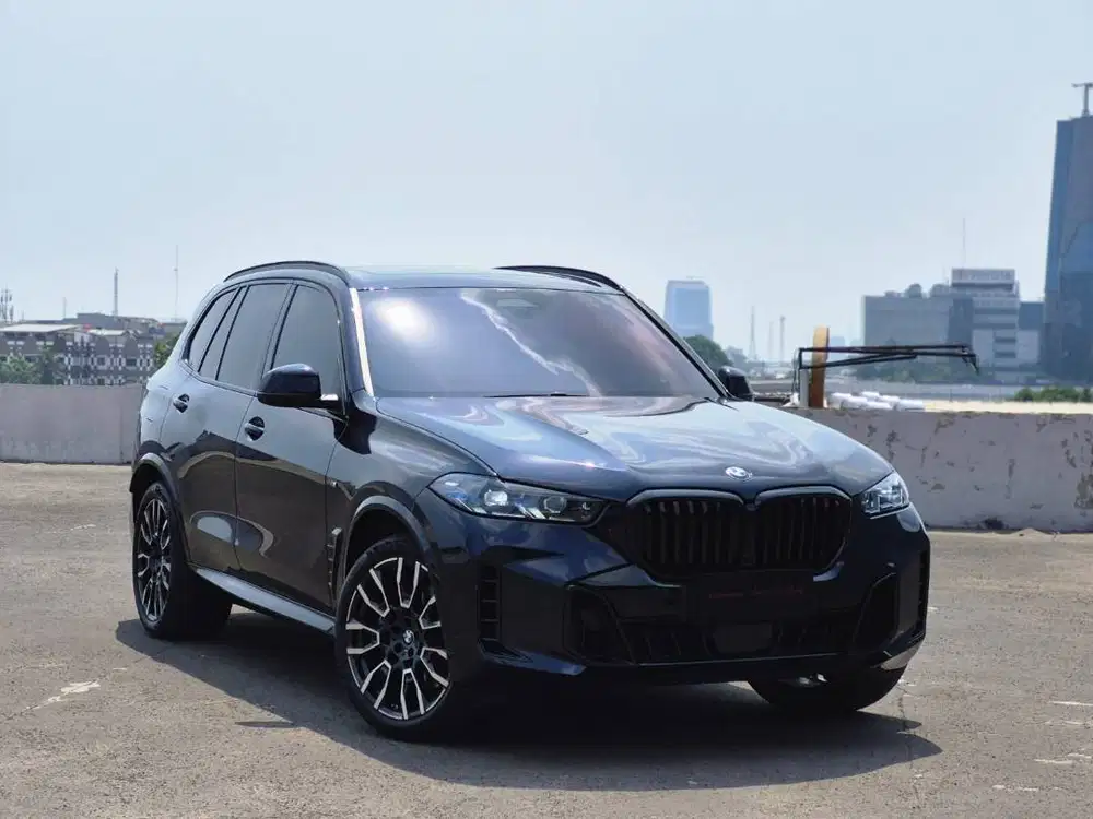 BMW X5 3.0 xDrive 2023 40i M Sport facelift Carbon Black on Cognac