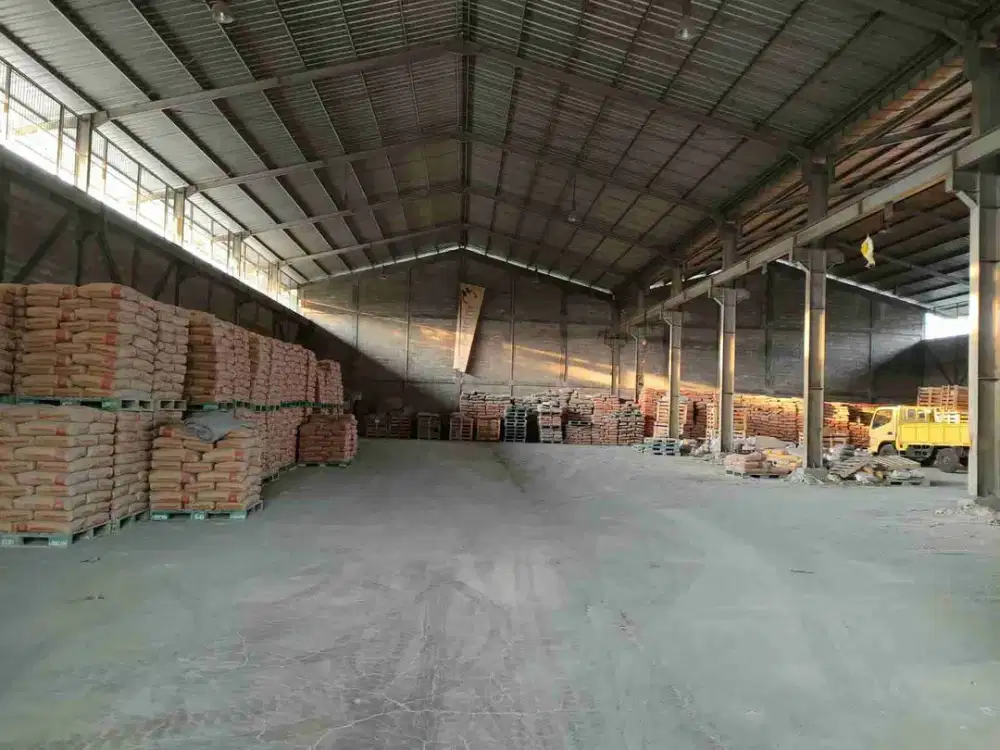 gudang siap pakai di jl cakung industri babek torotan cilincing