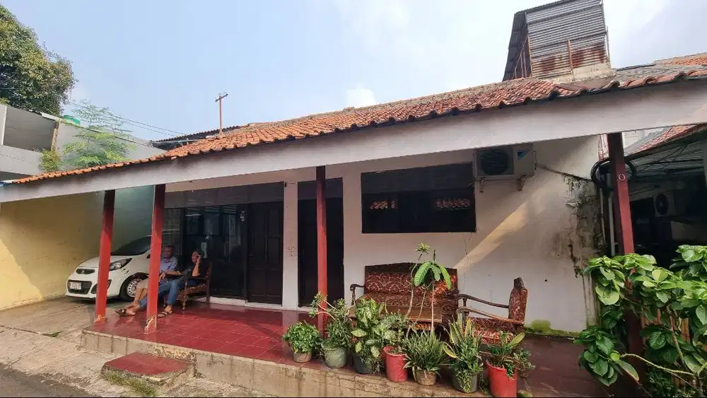 Rumah Dijual di Lokasi Strategis, Veteran Bintaro Jakarta Selatan